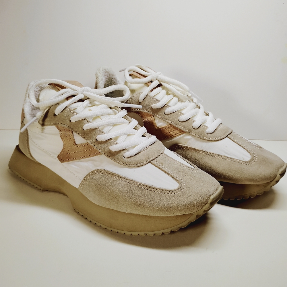 Victoria Running Shoes 6.5 N